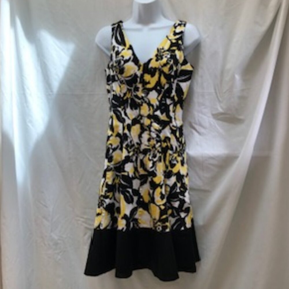 Sleeveless Yellow Floral V-Neck Dress with Black Hem